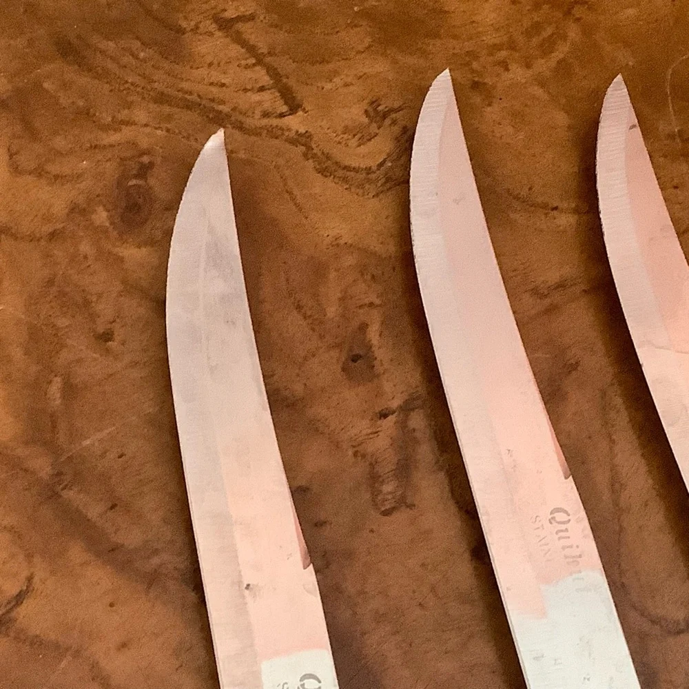 Vintage QUIKUT Stainless Steele 8.75” Steak Knives Ivory Plastic Handle Lot of 3